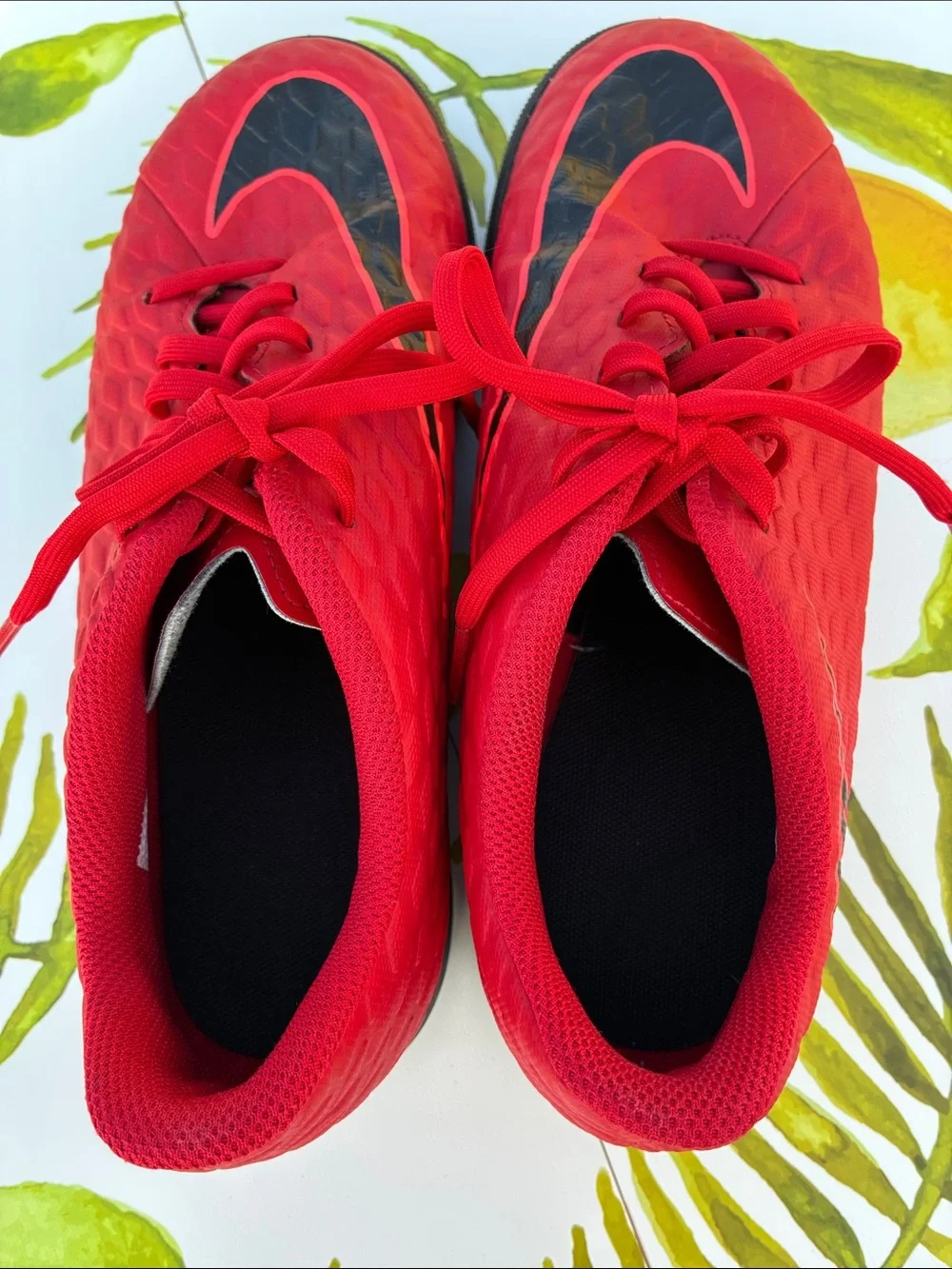 Nike Youth Red Athletic Shoes 5.5Y